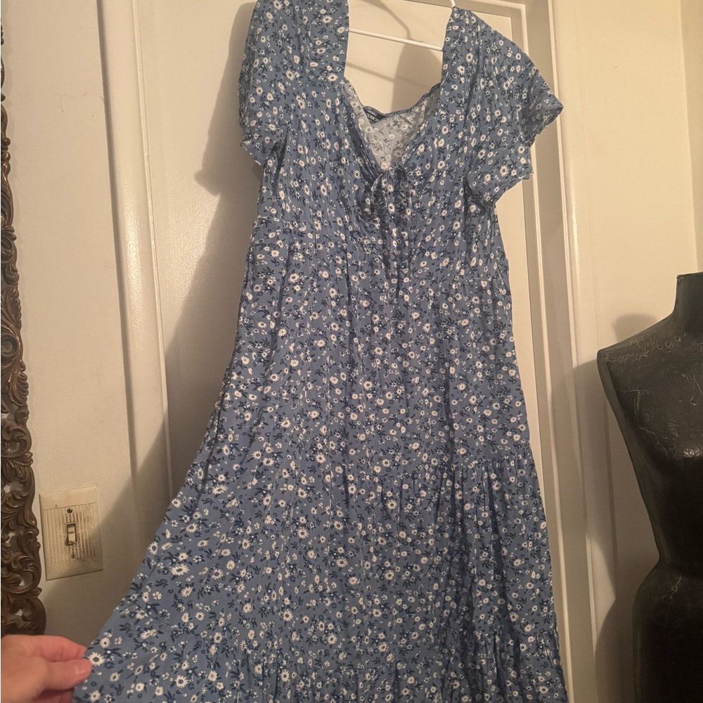 Blue Floral Midi Dress - Casual Feminine Style